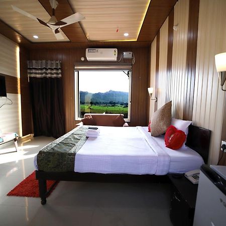 Bundeli Farm Resort & Banquet Orchha Exteriér fotografie