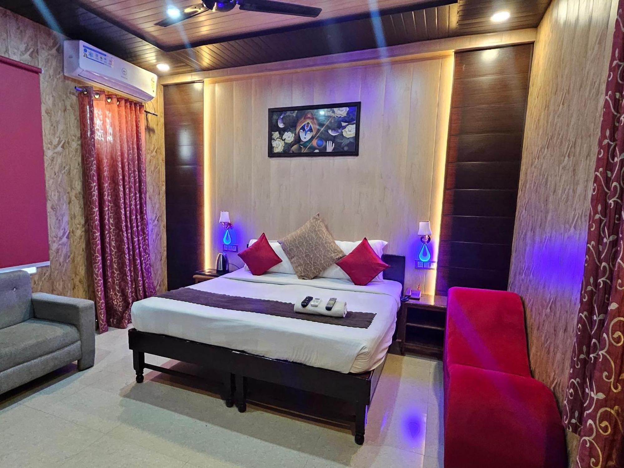 Bundeli Farm Resort & Banquet Orchha Pokoj fotografie